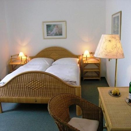 Hotel Villa Constantia Radebeul Exterior photo
