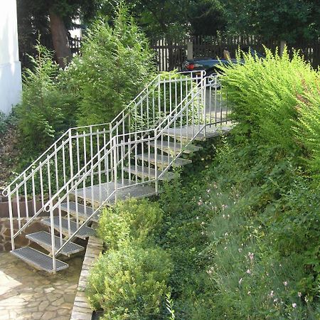 Hotel Villa Constantia Radebeul Exterior photo